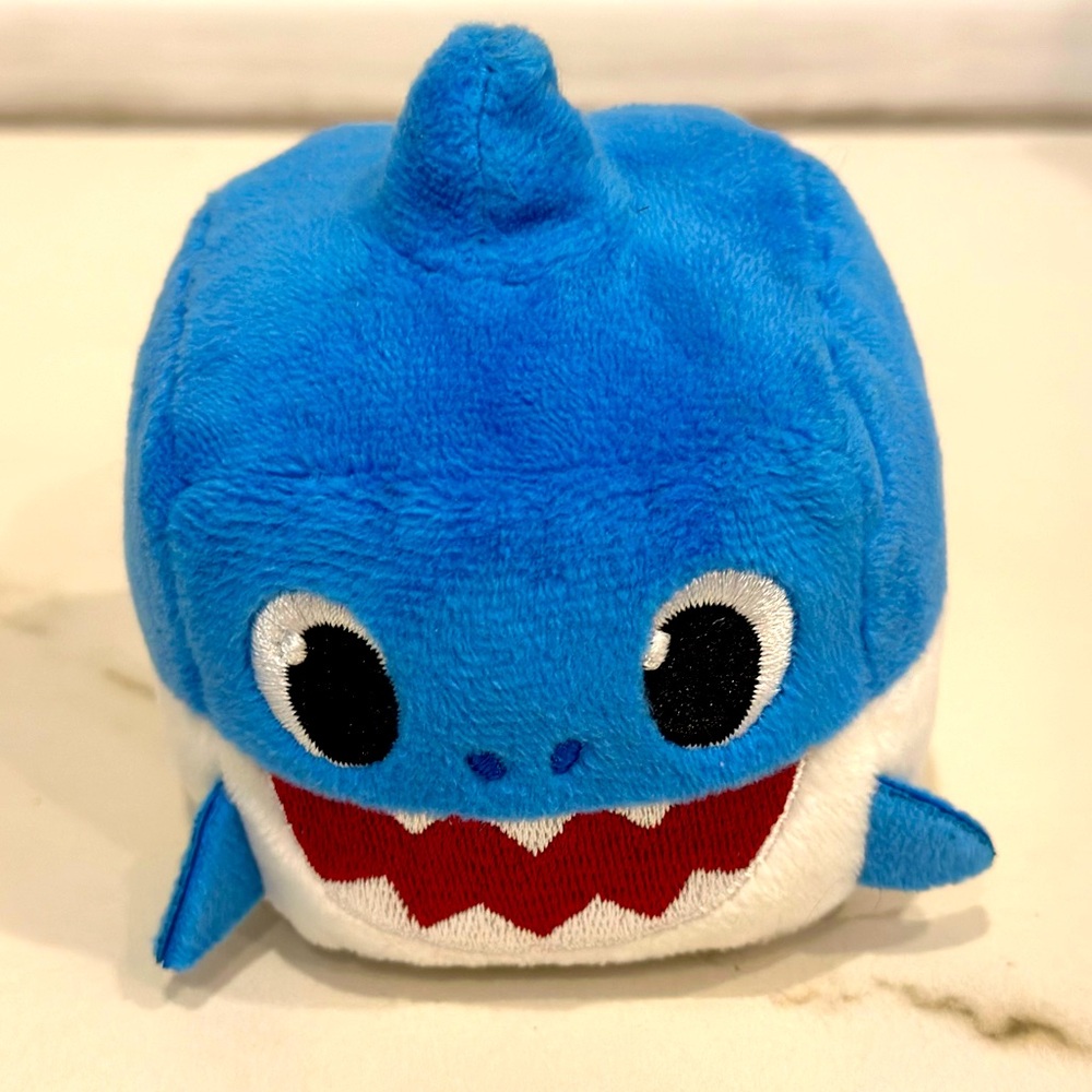WowWee PinkFong Baby Shark Official Song Cube